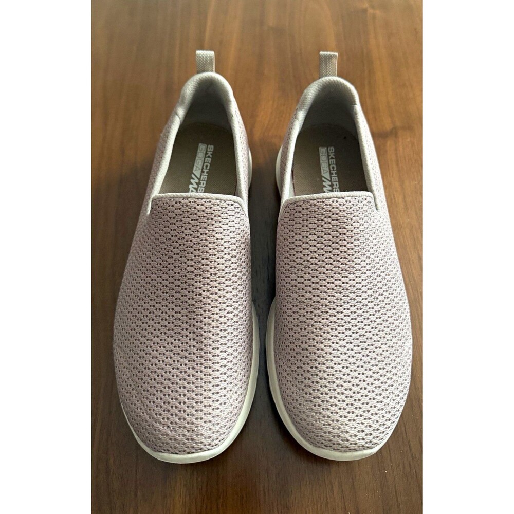 Skechers GogaMax Slip On Shoes 07 Pinkish Beige Comfort Soles Athleisure VGUC